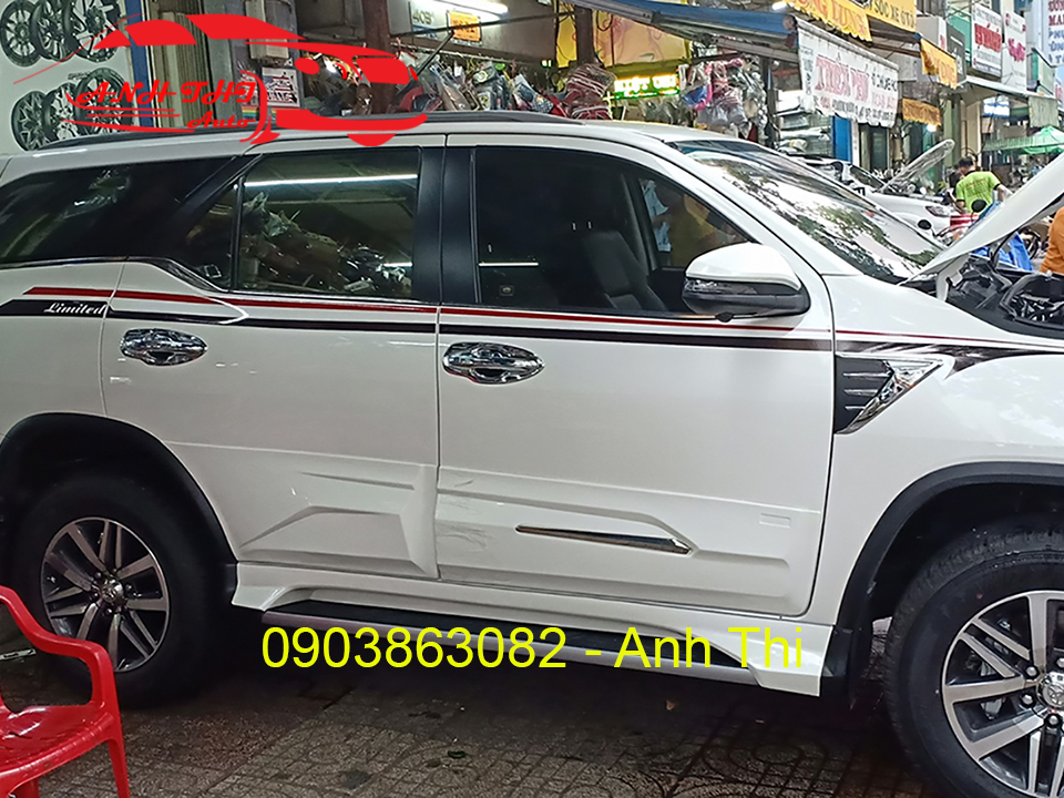ỐP LƯỜN HÔNG CHO XE TOYOTA FORTUNER 2018 TẠI Thành Phố HCM #20 ỐP LƯỜN HÔNG CHO XE TOYOTA FORTUNER 2018 TẠI TPHCM